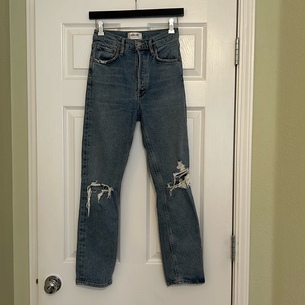 AGOLDE Riley Ripped High-Rise Cropped Jeans - Picture 2 of 10